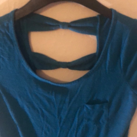 Teal Bow Tie Back Tee - Picture 5 of 11